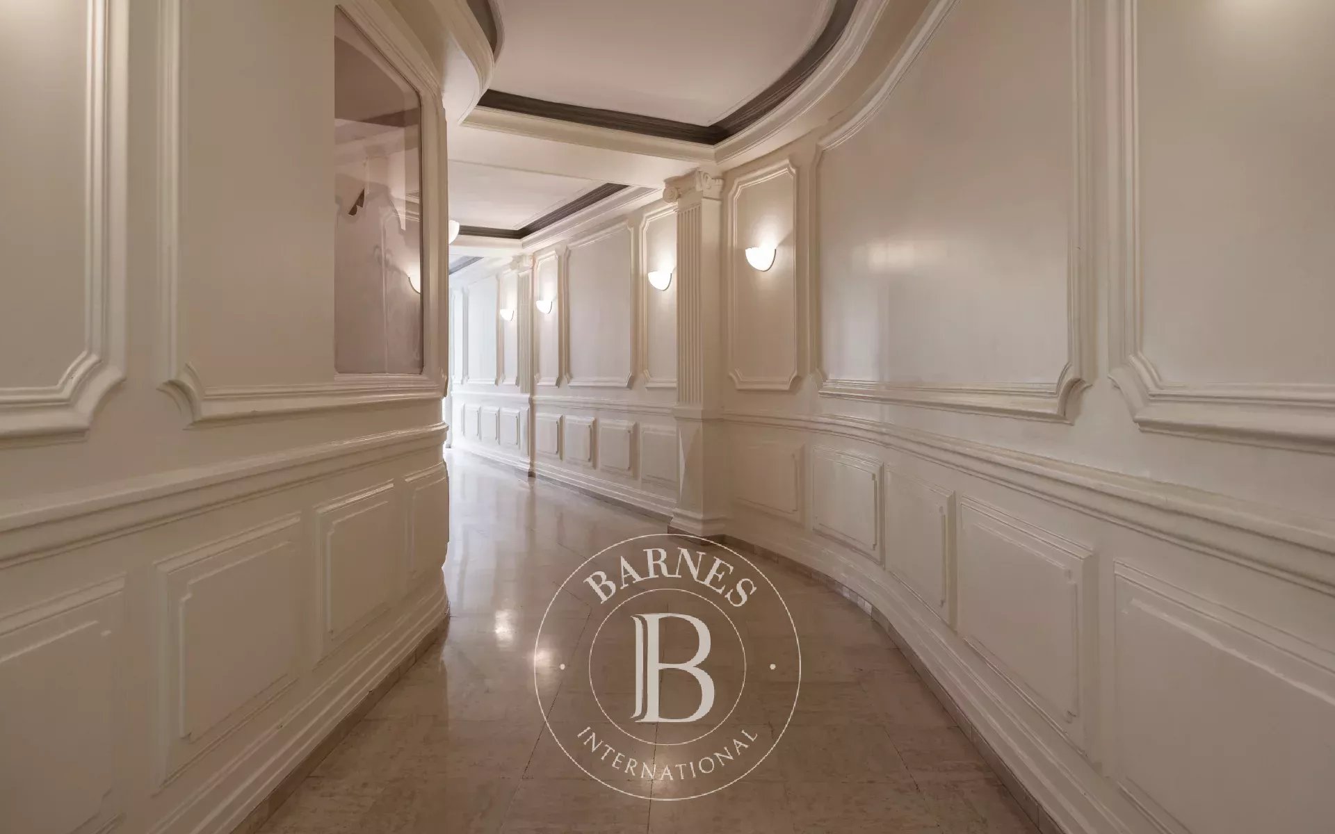 Daire Paris 9ème - picture 15