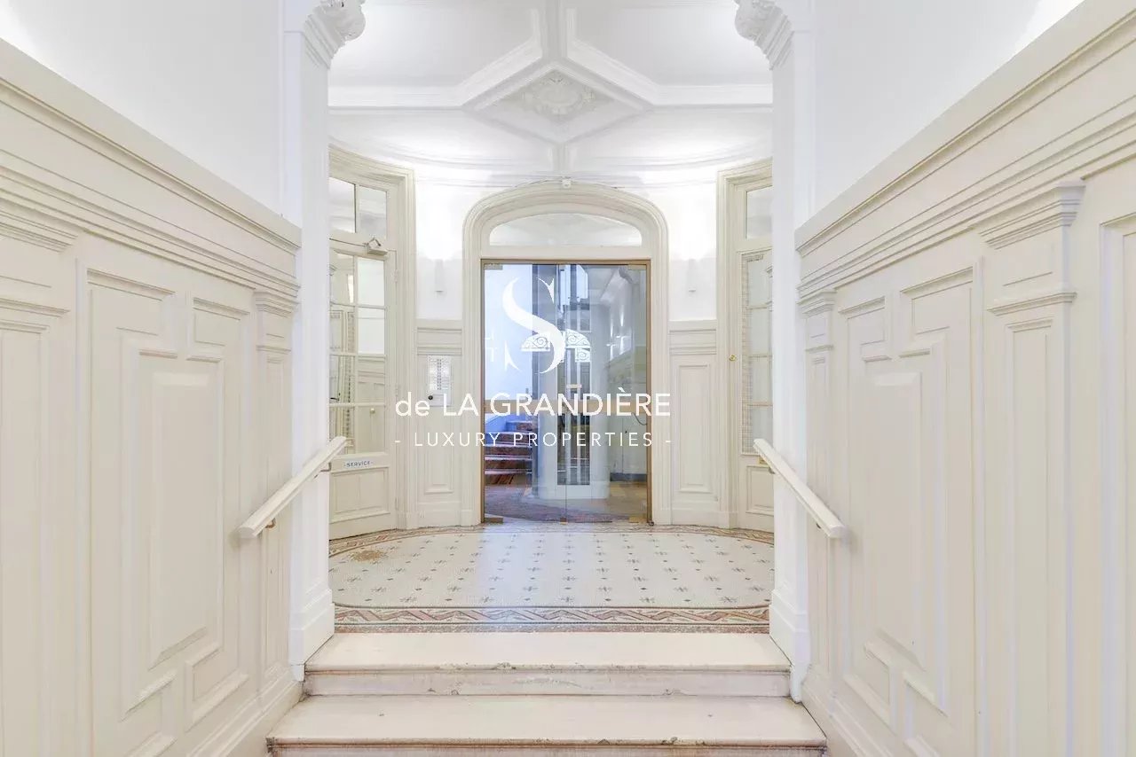 Paris 16ème - rue de la Pompe - 87m2
