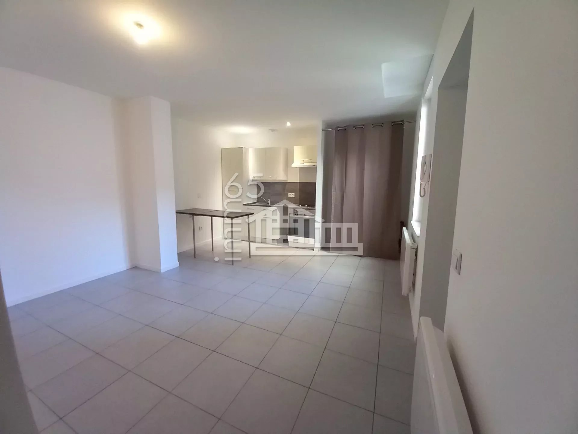 LOUE T2 QUARTIER PRADEAU LA SEDE