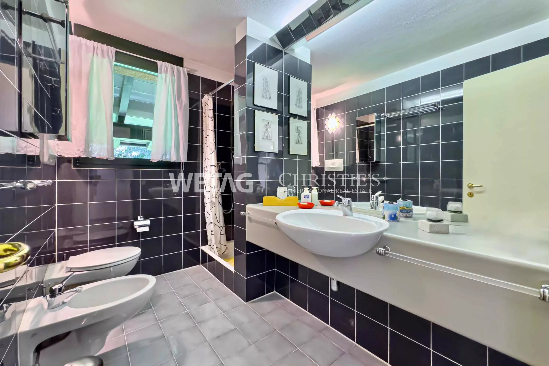 2 Bedroom Apartment/Flat's Image 7