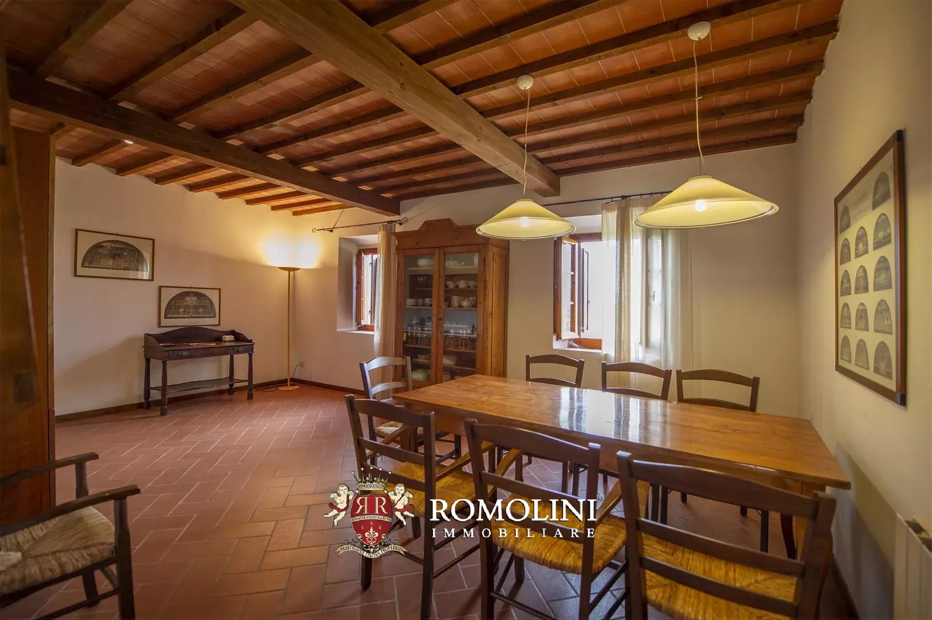 6 Bedroom Vineyard's Image 24