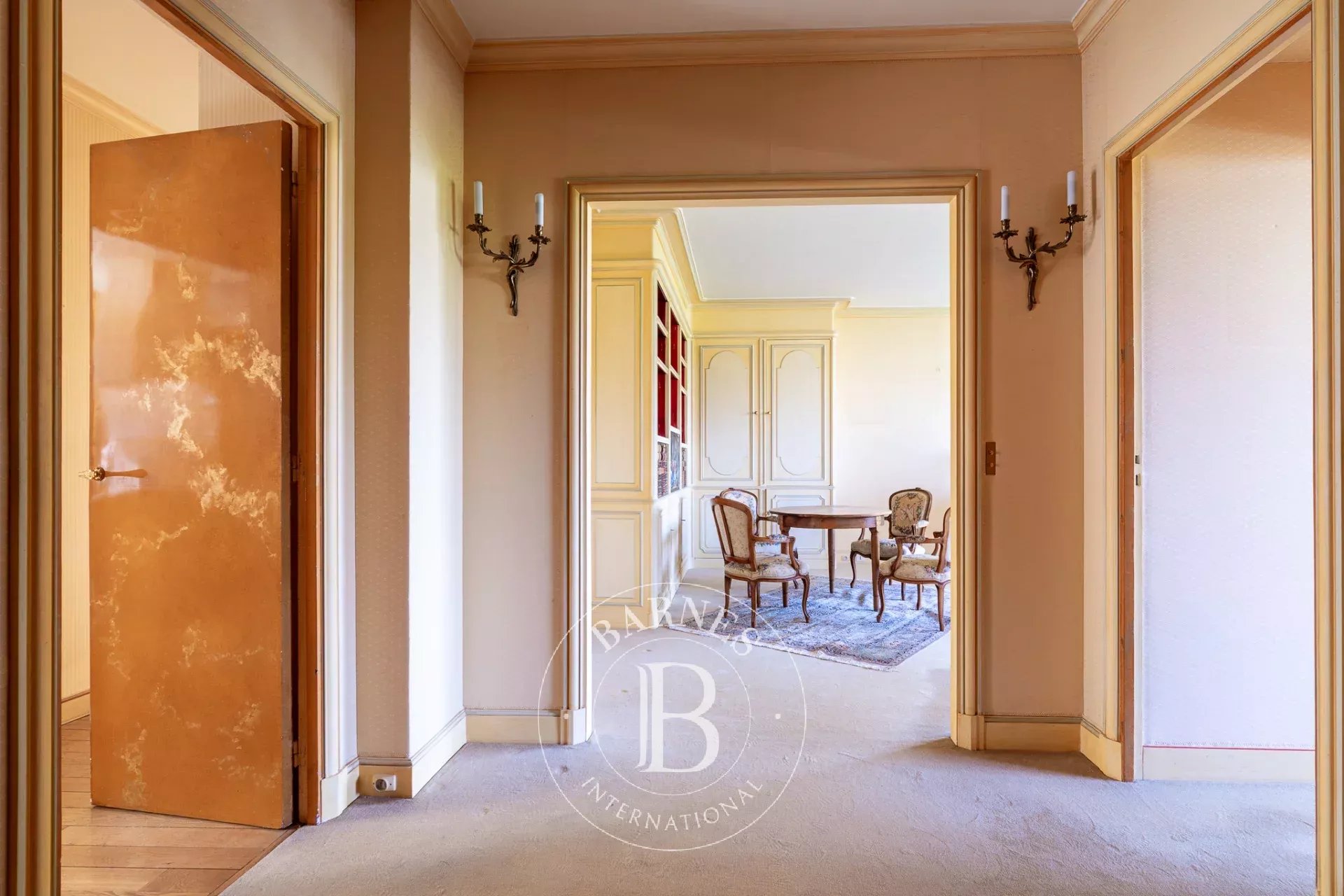 Paris  - Apartment 3 Bedrooms - picture 13
