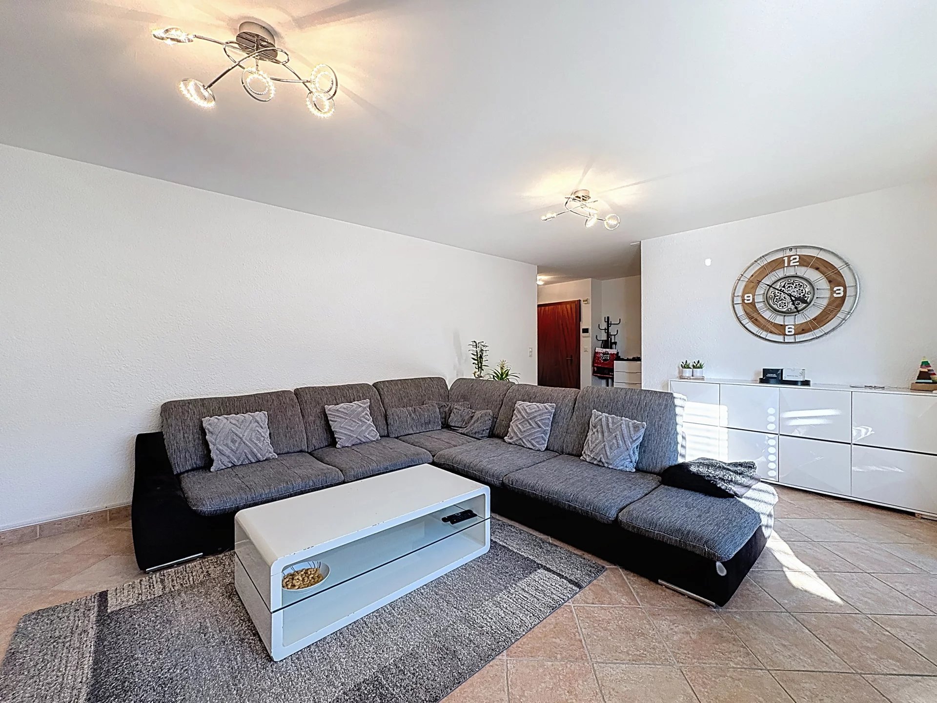 Splendide 4.5 pièces avec carnotzet privé