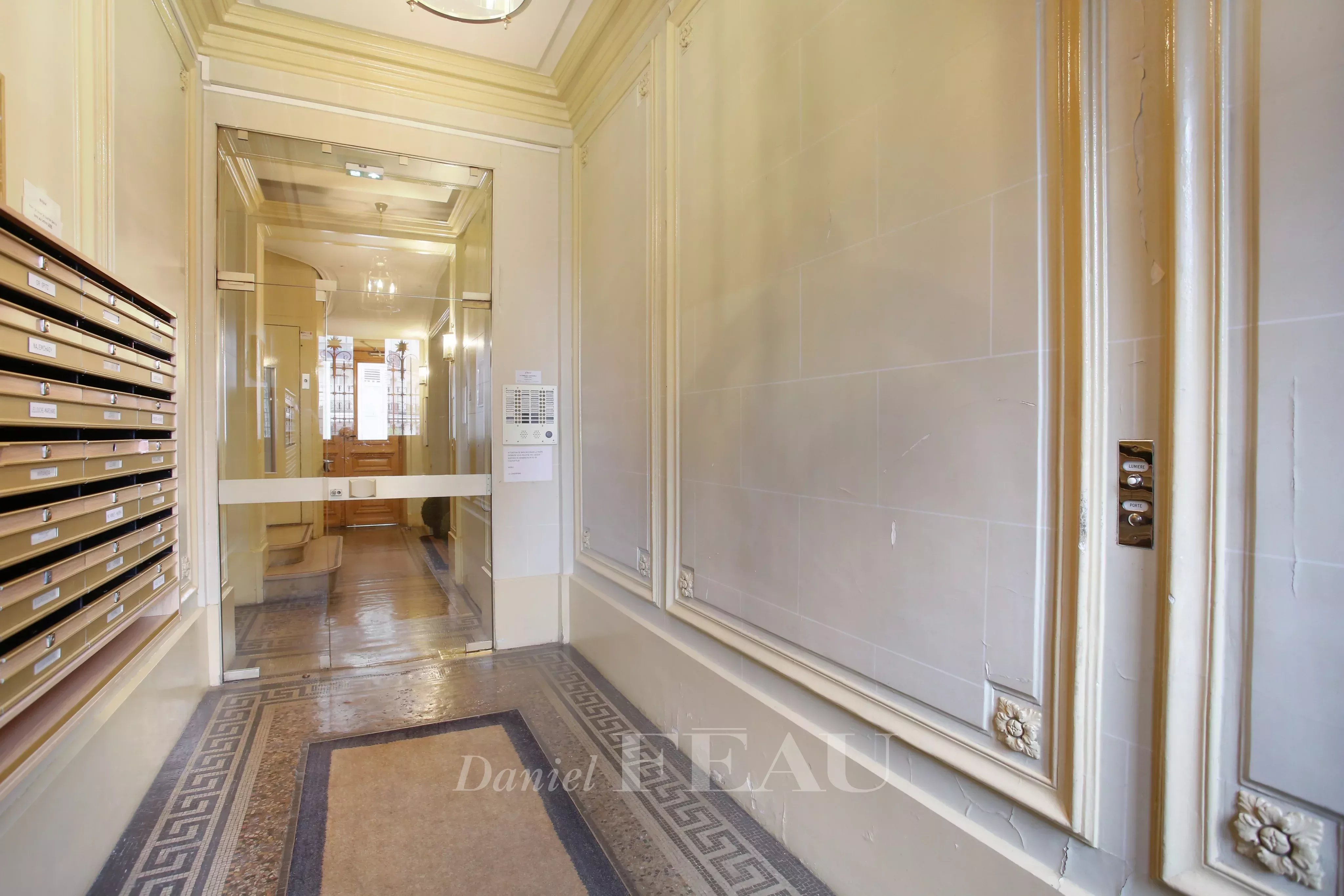 Location Appartement Paris 16ème