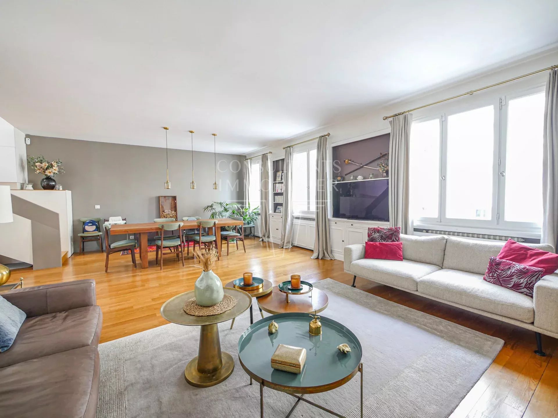 DUPLEX - PARFAIT ETAT - 3 CHAMBRES - 2 SALLES DE BAINS -