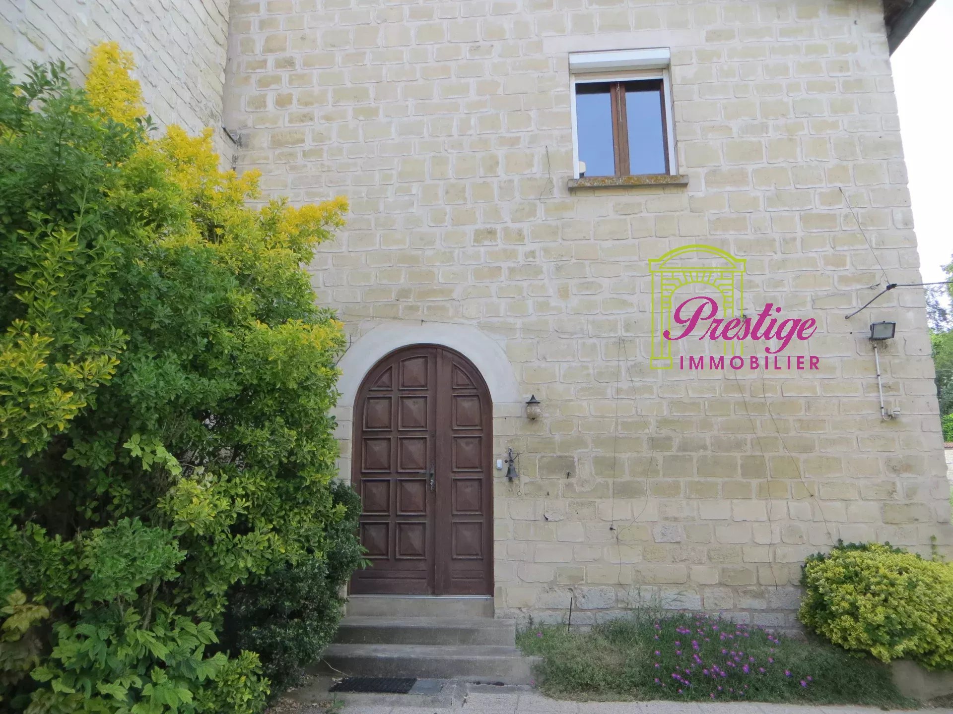 Agence immobilière de 