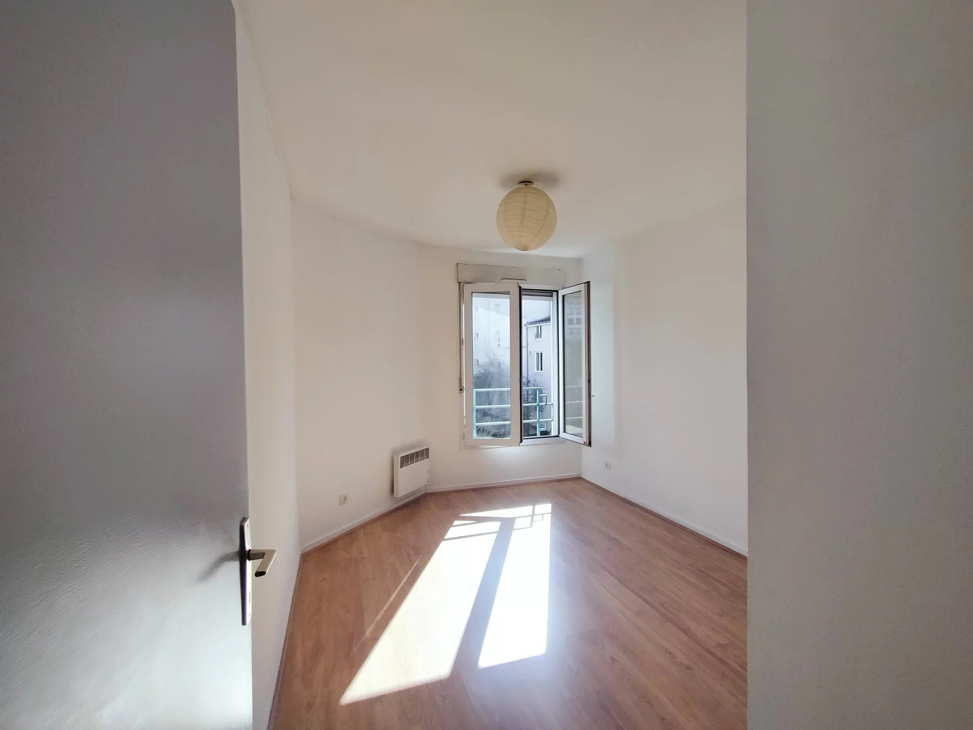 86791011 Location Lyon 7ème