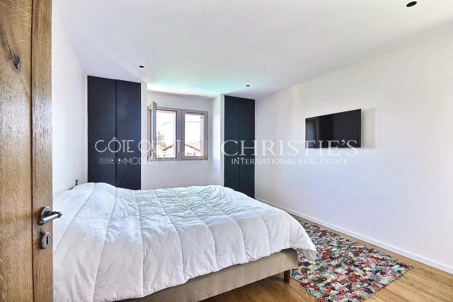 5 Bedroom Villa/Townhouse's Image 15
