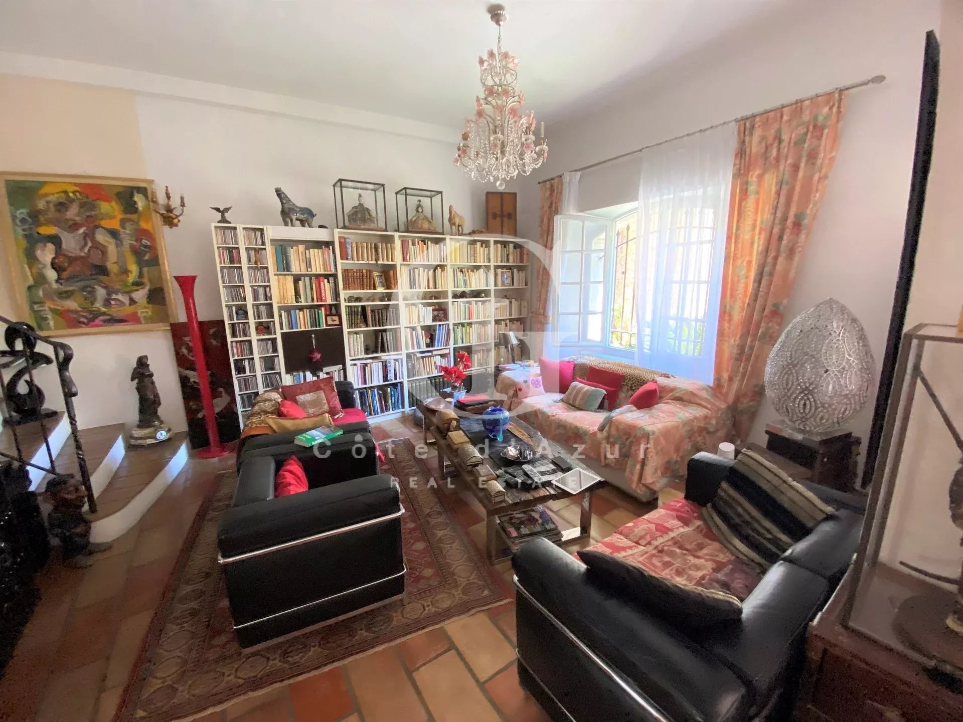 Agence immobilière de 