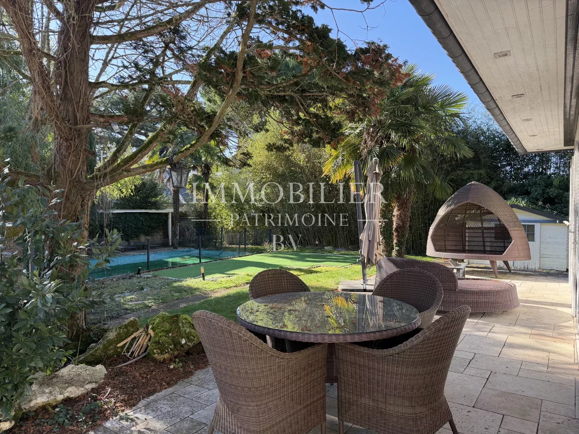 Agence immobilière de 