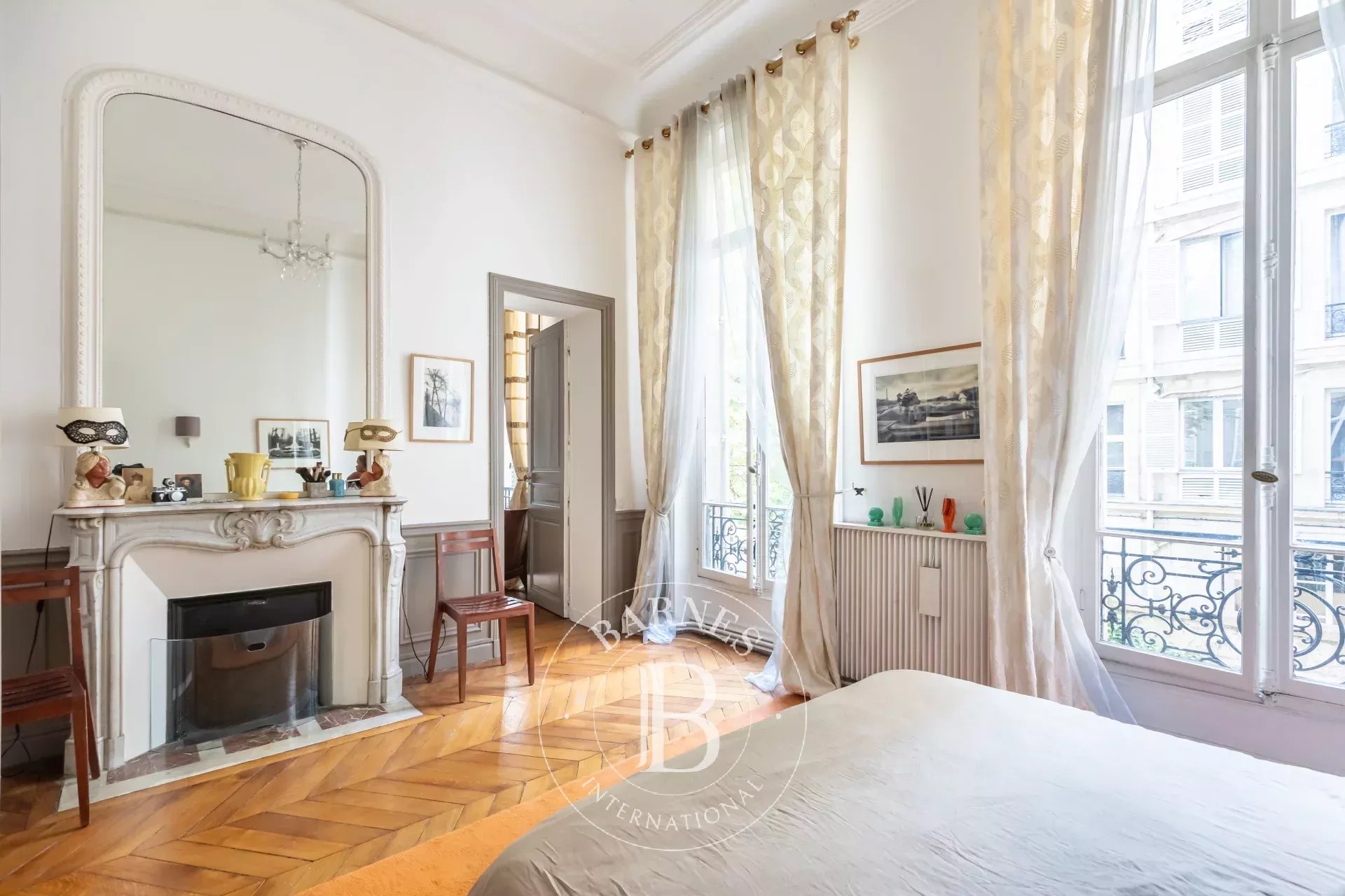 Daire Paris 8ème - picture 7