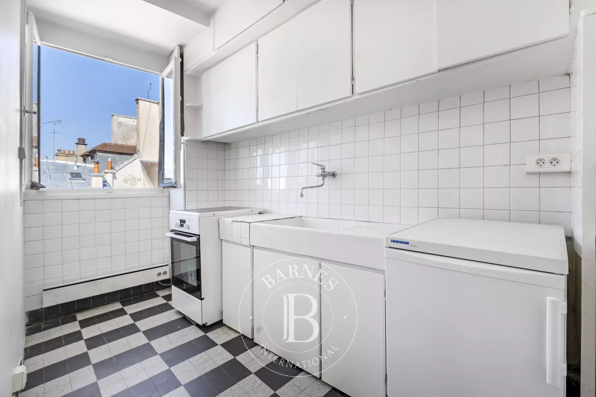 Daire Paris 4ème - picture 5