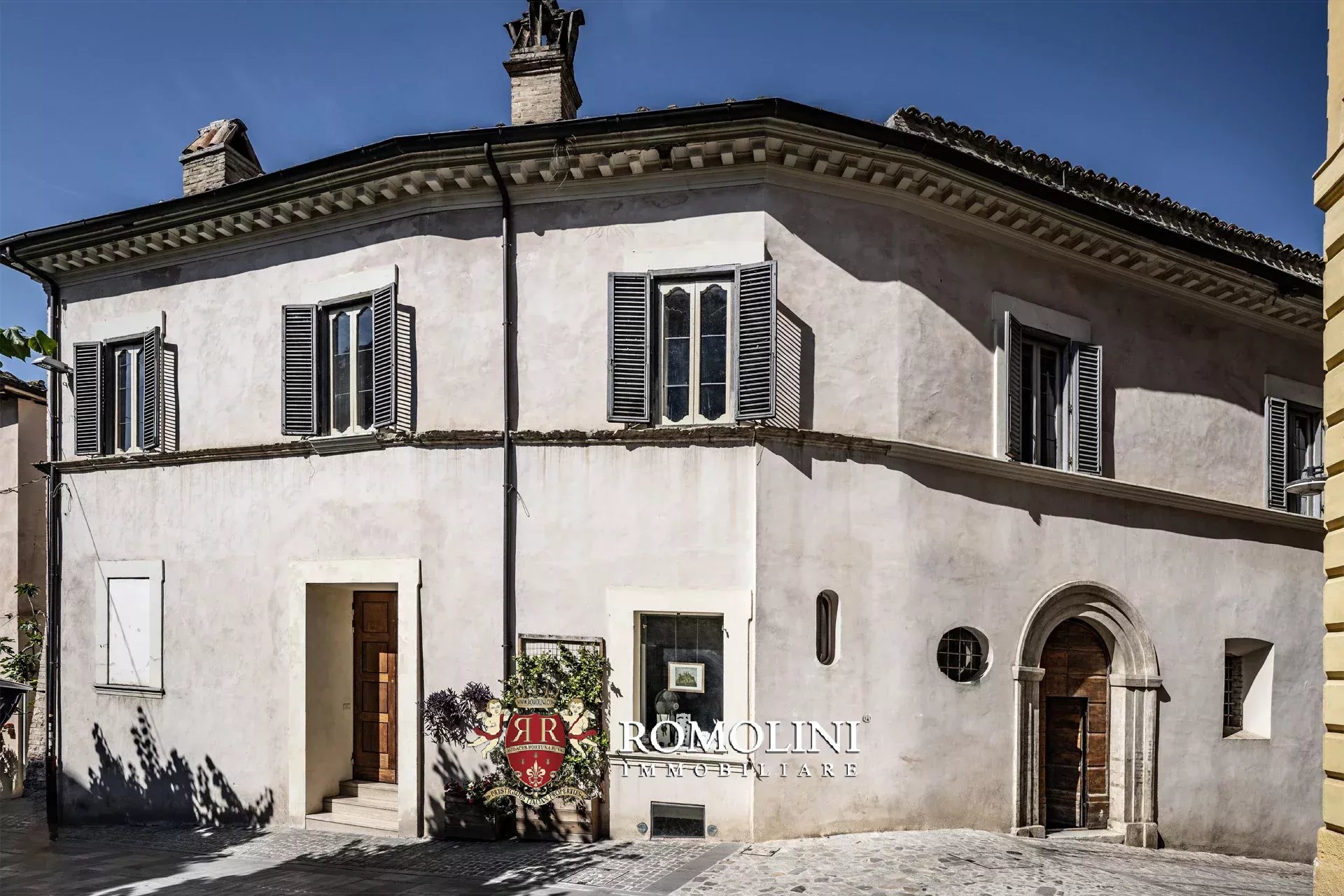 5 Bedroom Villa/Townhouse's Image 49