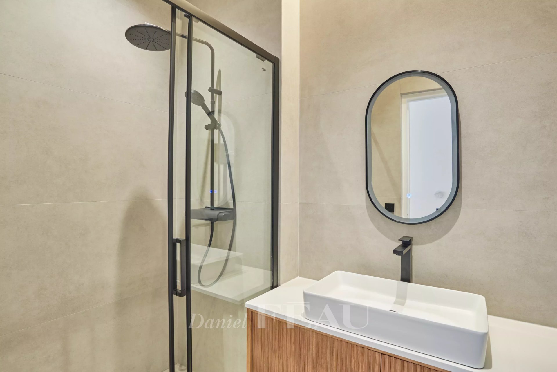 2 Bedroom Apartment/Flat's Image 9