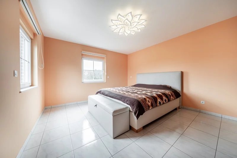 Sale House Ferrières