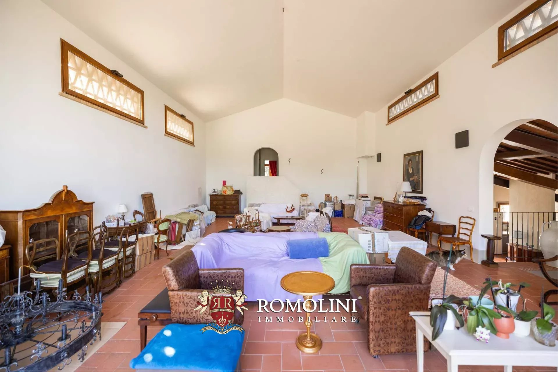 8 Bedroom Villa/Townhouse's Image 22