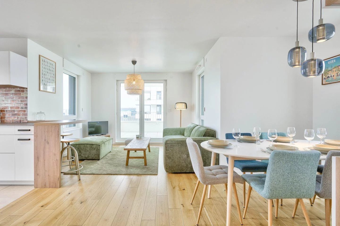 Appartement familial meublé de 84m2 avec terrasses et vues dégag - Image 1