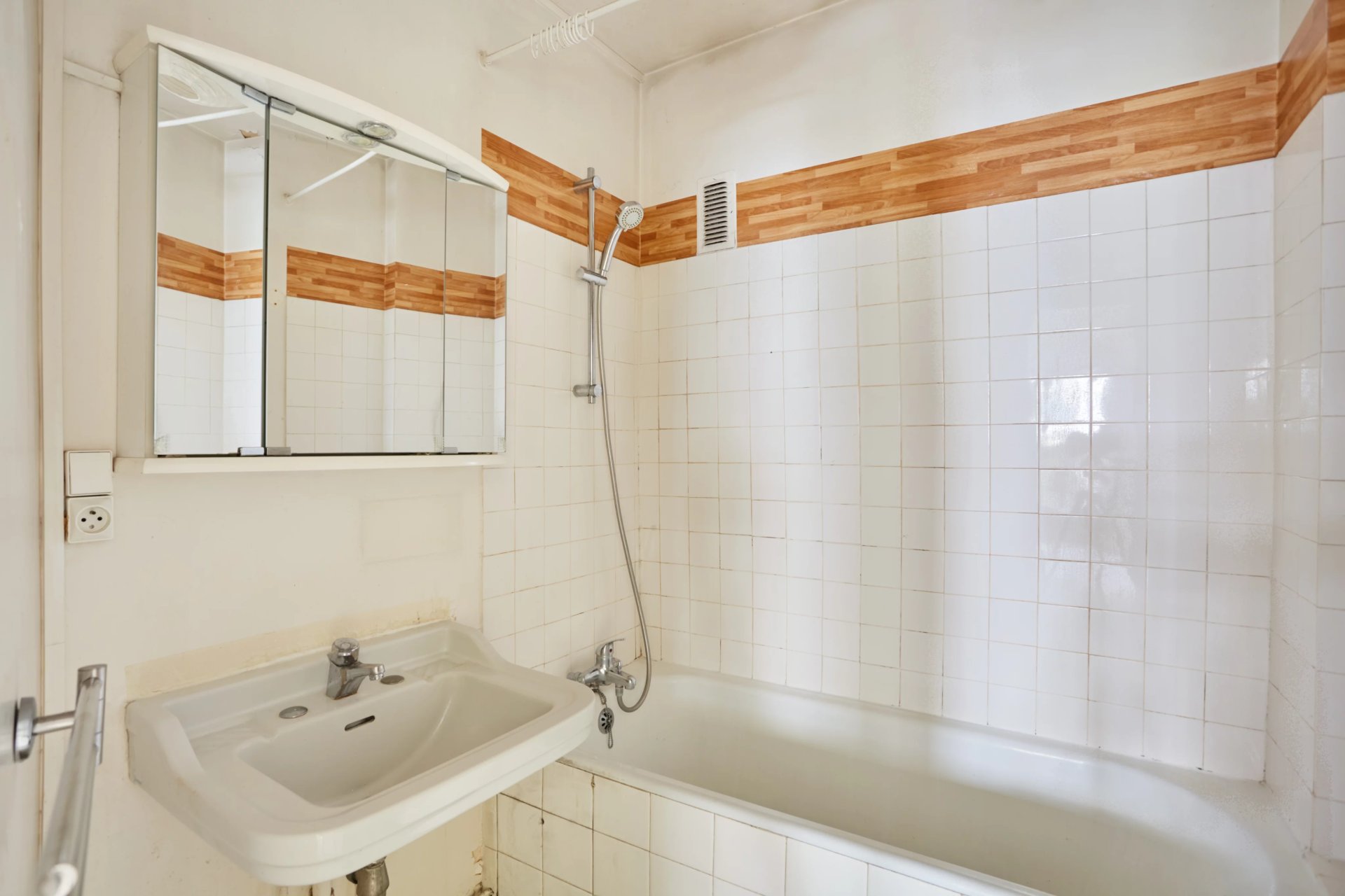 1 Bedroom Apartment/Flat's Image 7