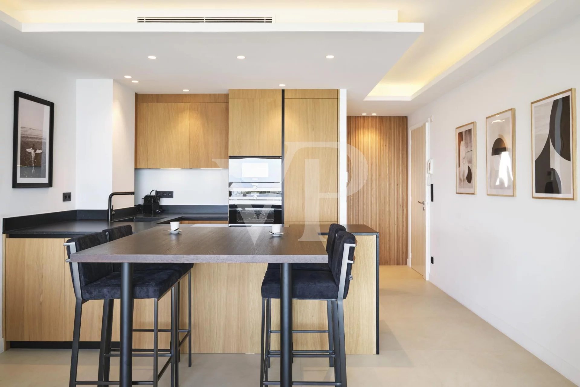 von_poll_real_estate_property_8092434_image_8