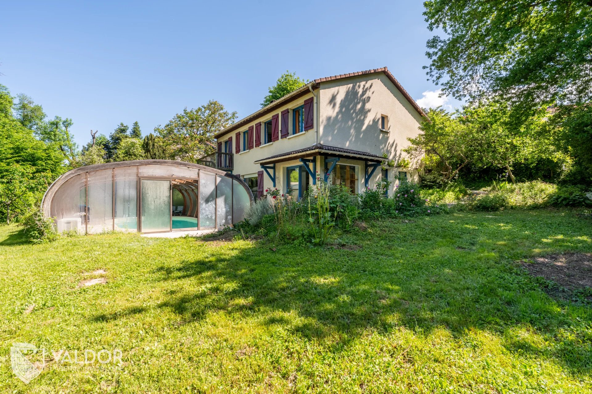 Maison familiale plein coeur Dardilly - 6 chambres - terrain 1000m2