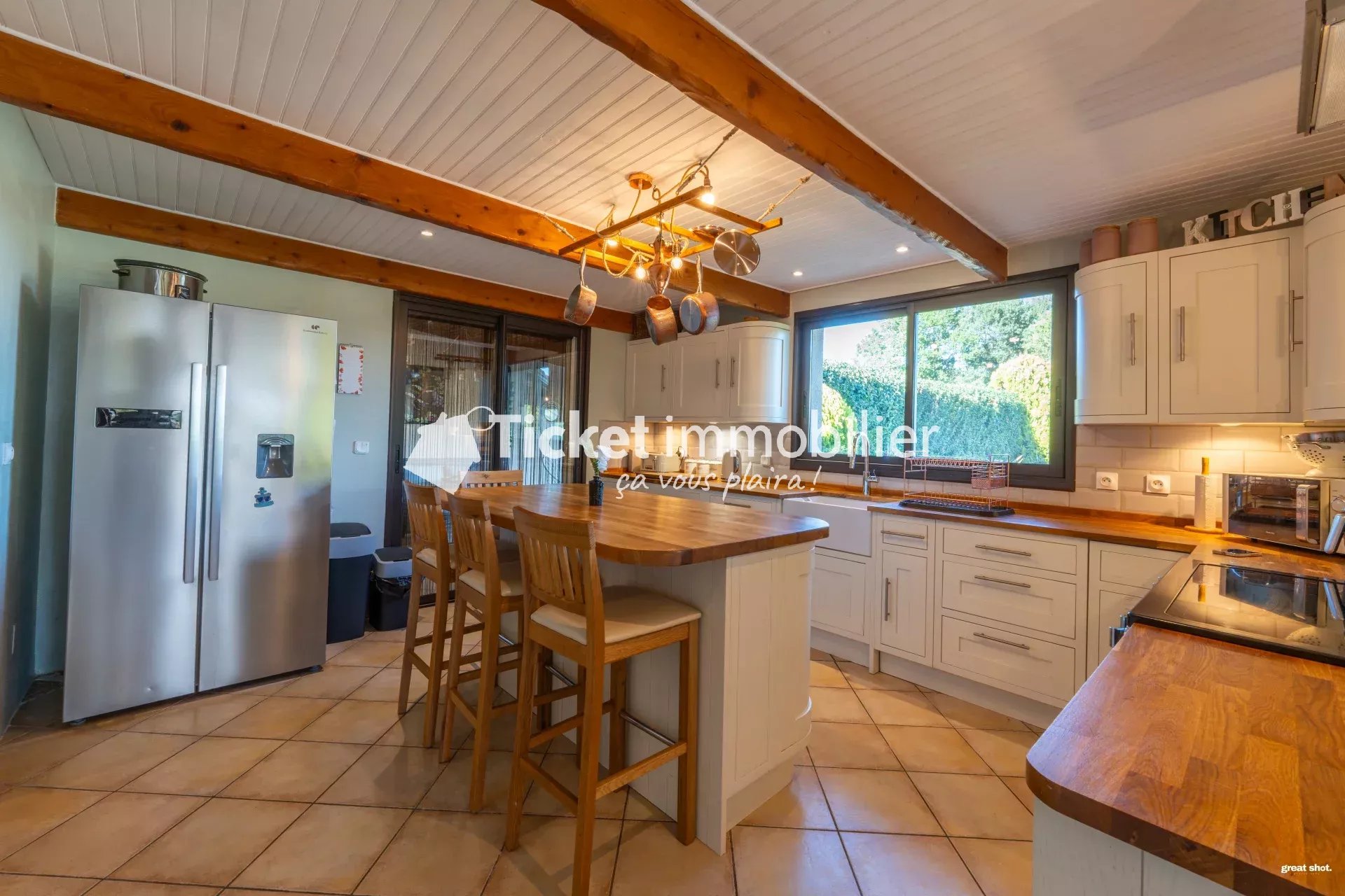 THIL - Maison T5 de 226m2 avec piscine, terrain de 9000m2 et dépendance à rénover — photo 5