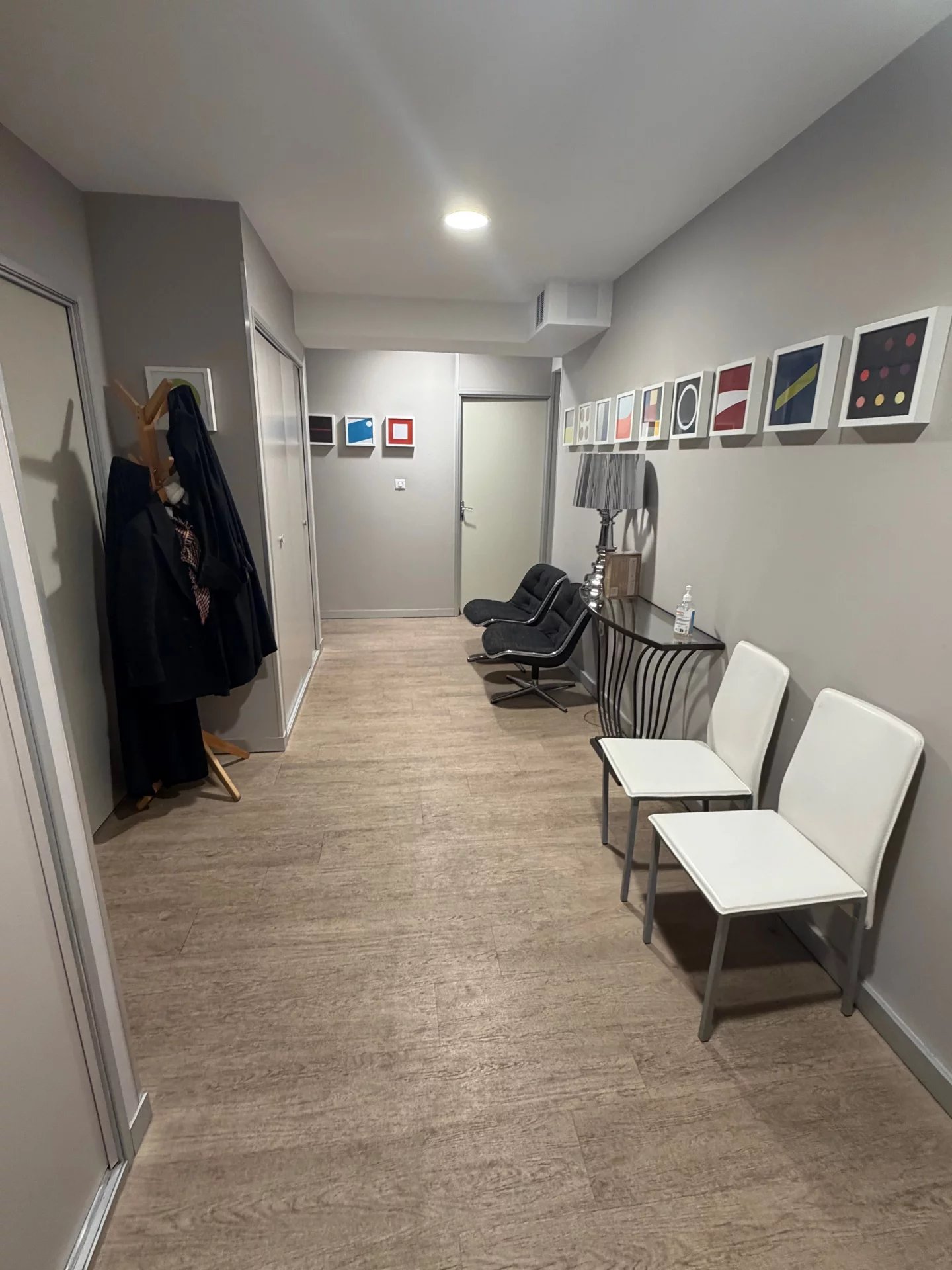 BUREAUX PLEIN CENTRE COMMERCANT