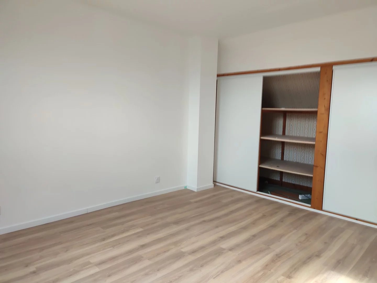 MAISON T6- SAINT CARNE- EN LOCATION