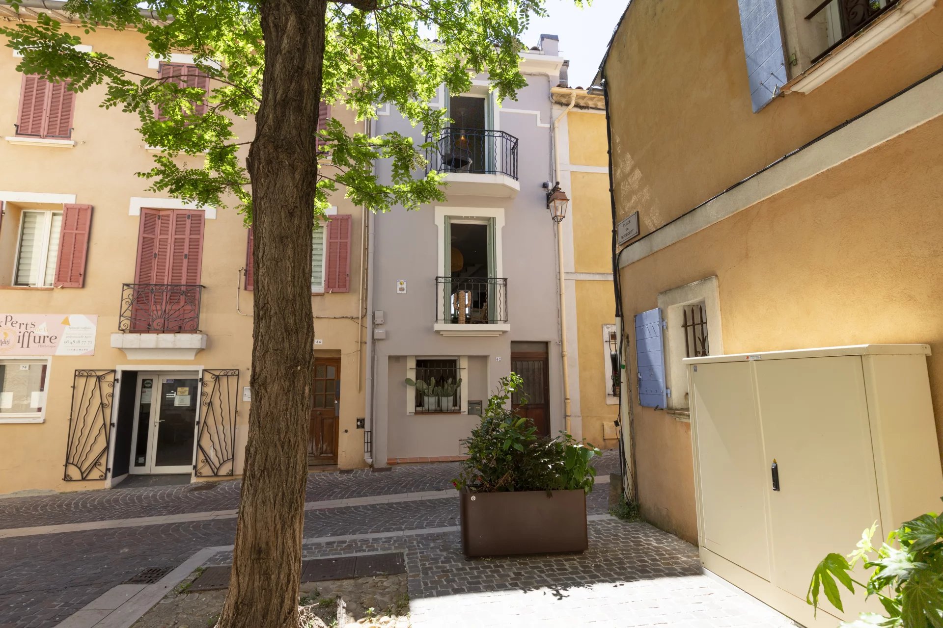 Renovated townhouse - Fréjus
