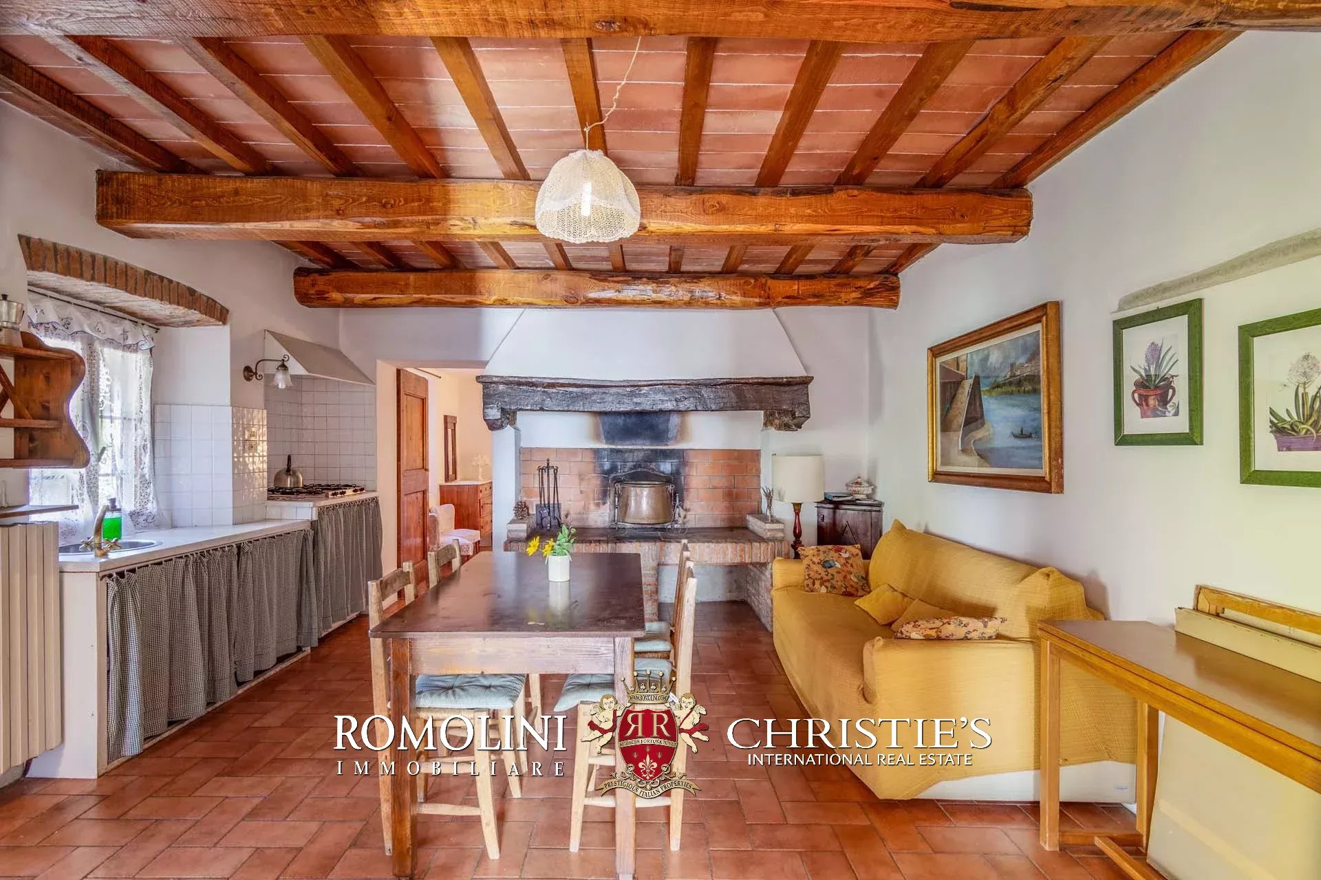 11 Bedroom Villa/Townhouse's Image 66