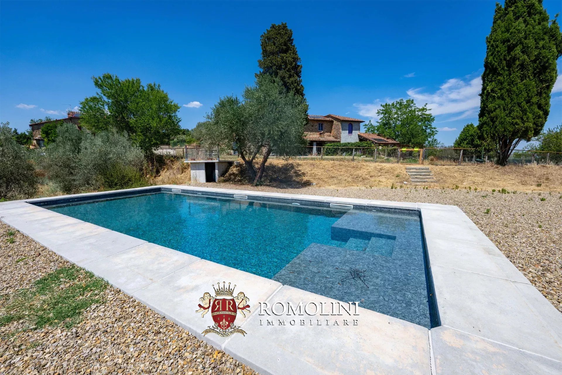 3 Bedroom Villa/Townhouse's Image 11