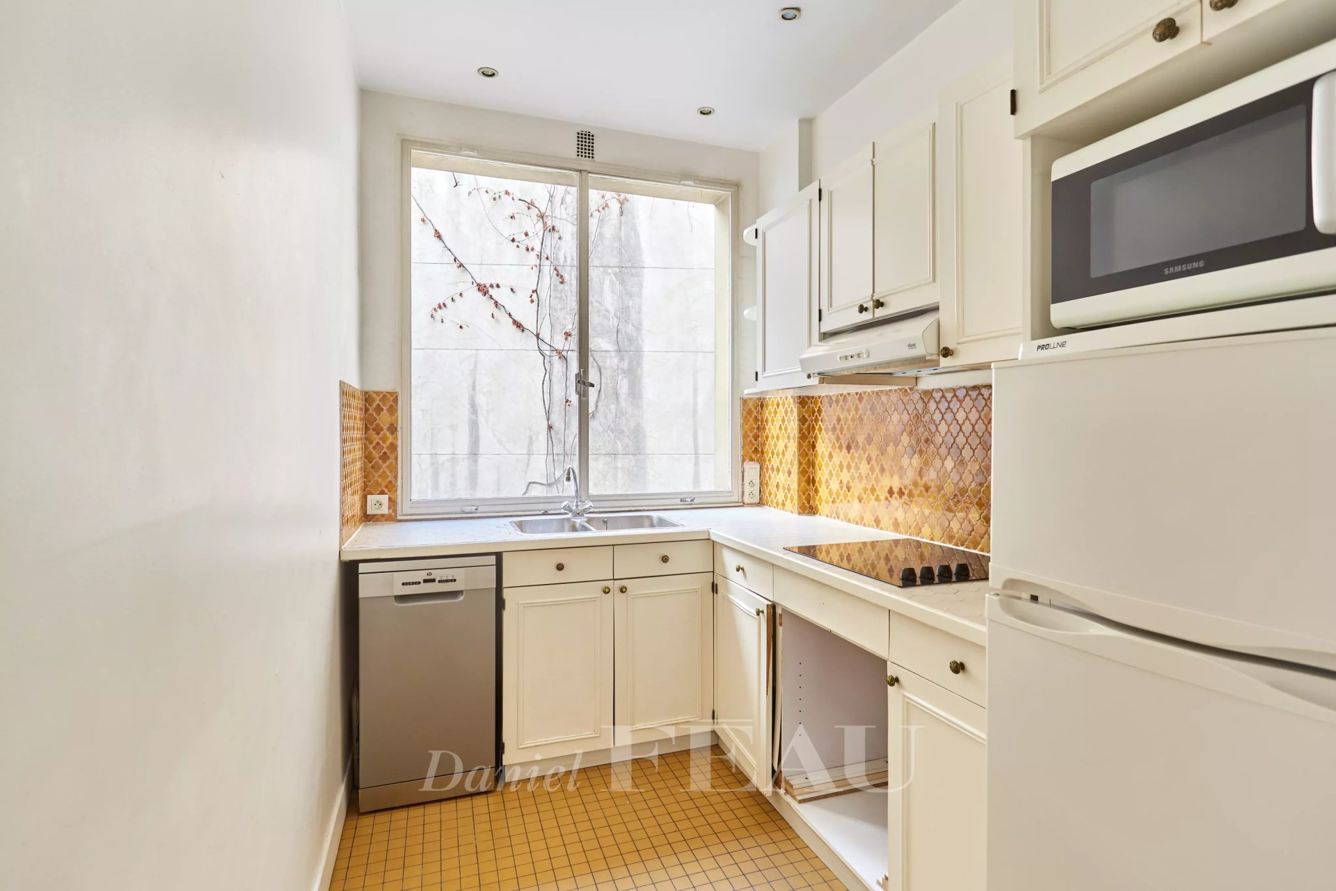 2 Bedroom Apartment/Flat's Image 8
