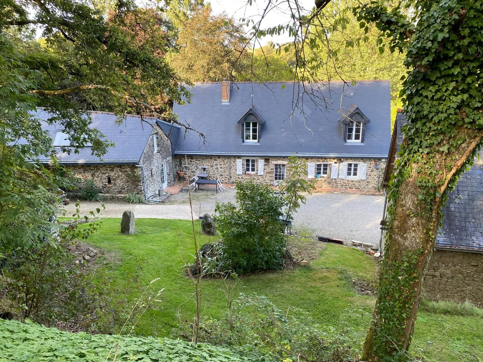 Vente Propriété Nuillé-sur-Vicoin