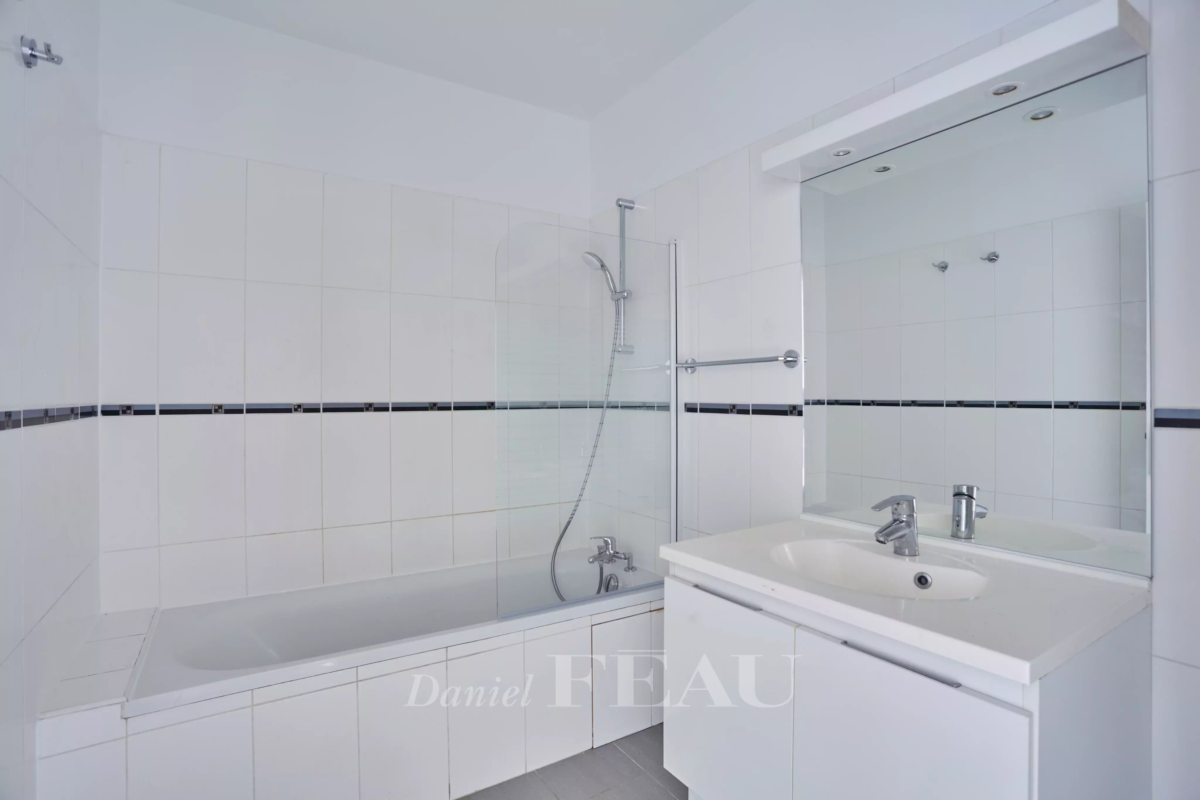 Location Appartement Levallois-Perret
