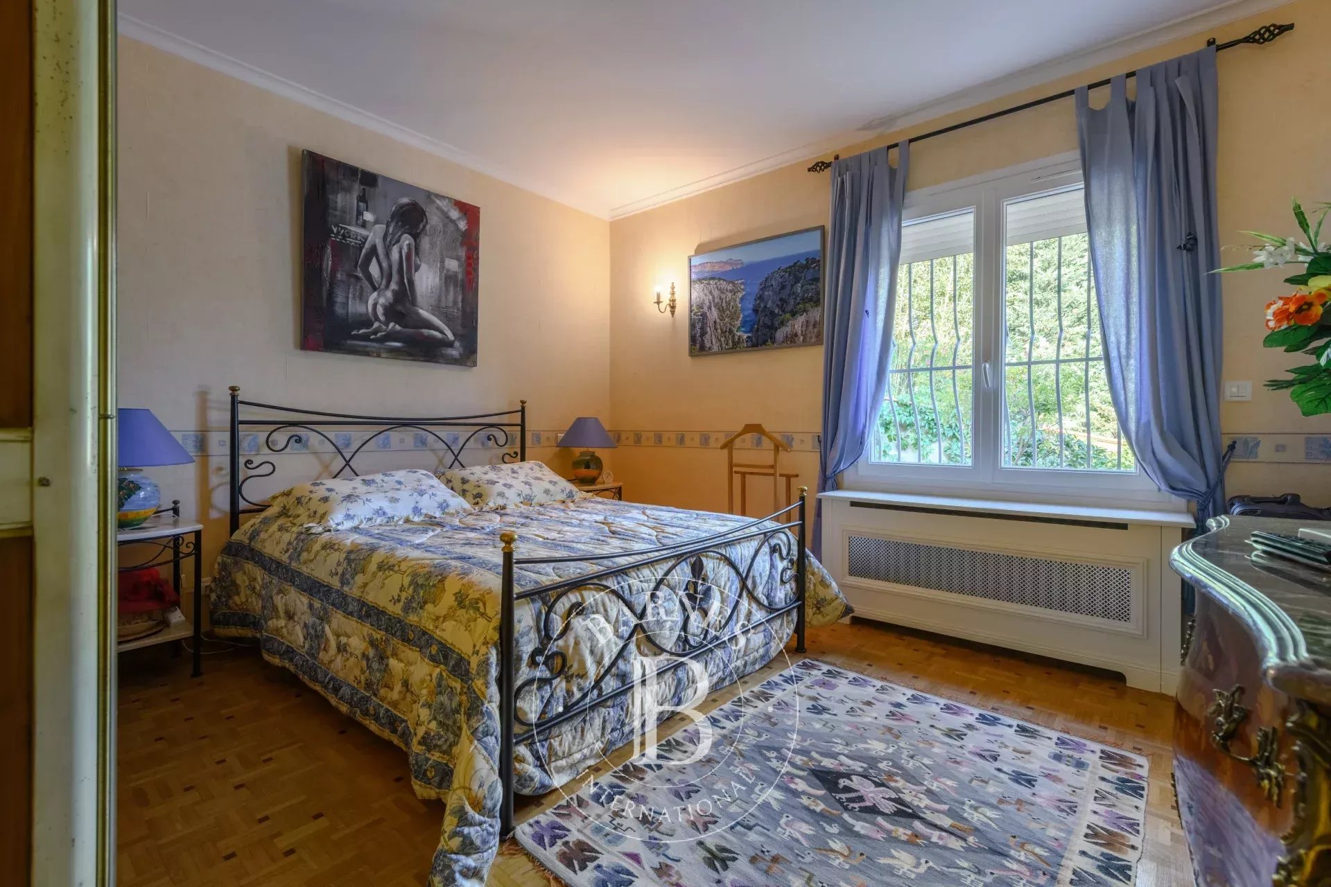 Ev Cassis - picture 6