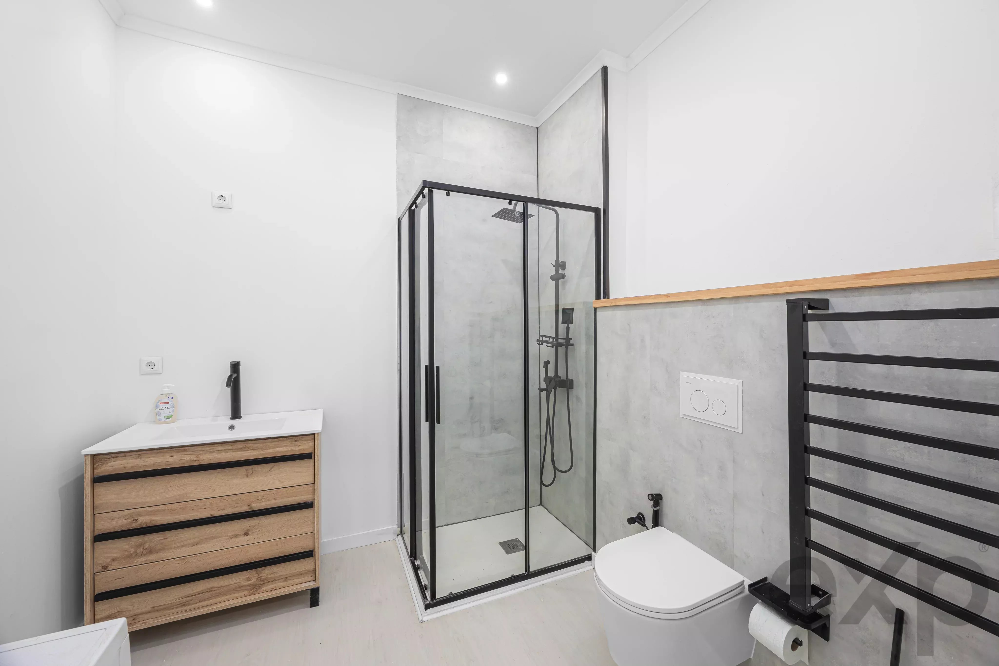 Renovated 2‑bedroom apartment 86742200 image 5