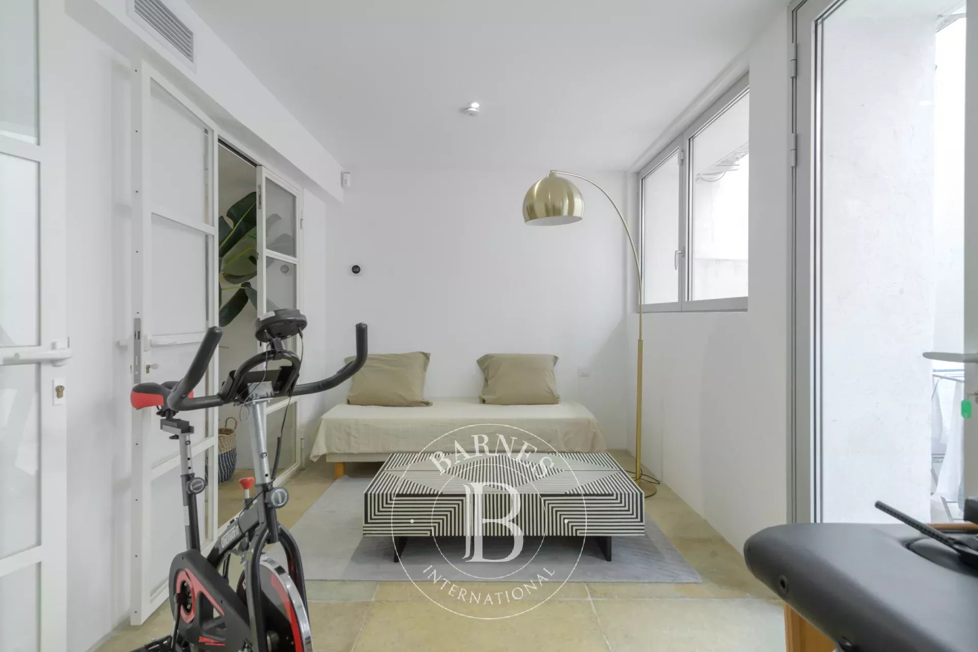 Ev Marseille 7ème - picture 15