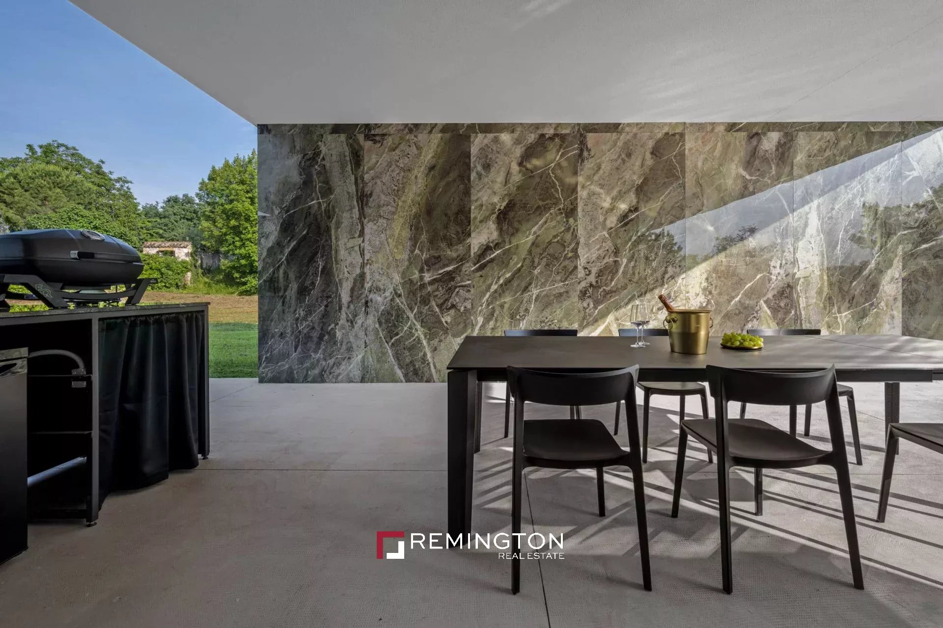 3 Bedroom Villa/Townhouse's Image 21