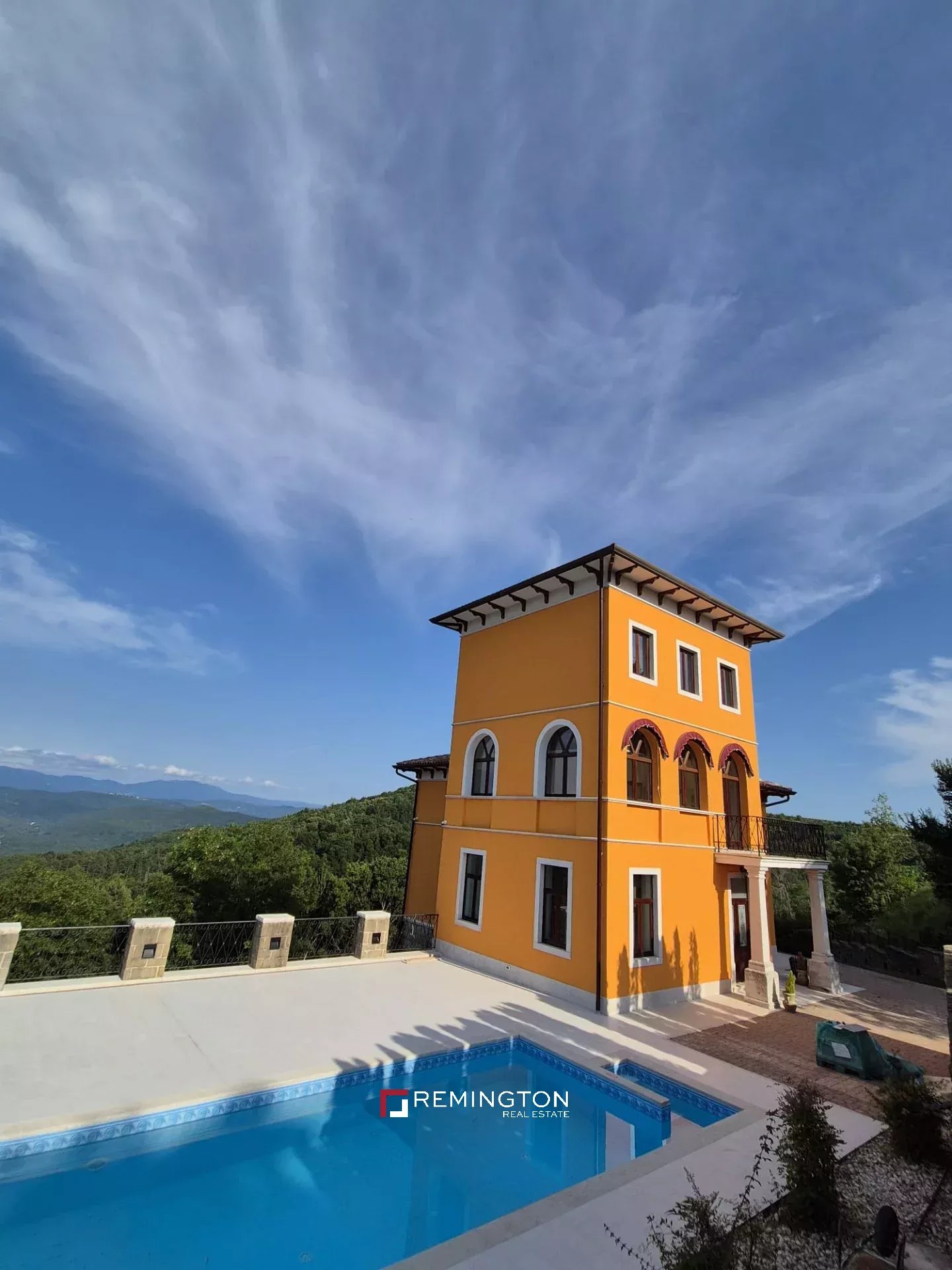 6 Bedroom Villa/Townhouse's Image 18