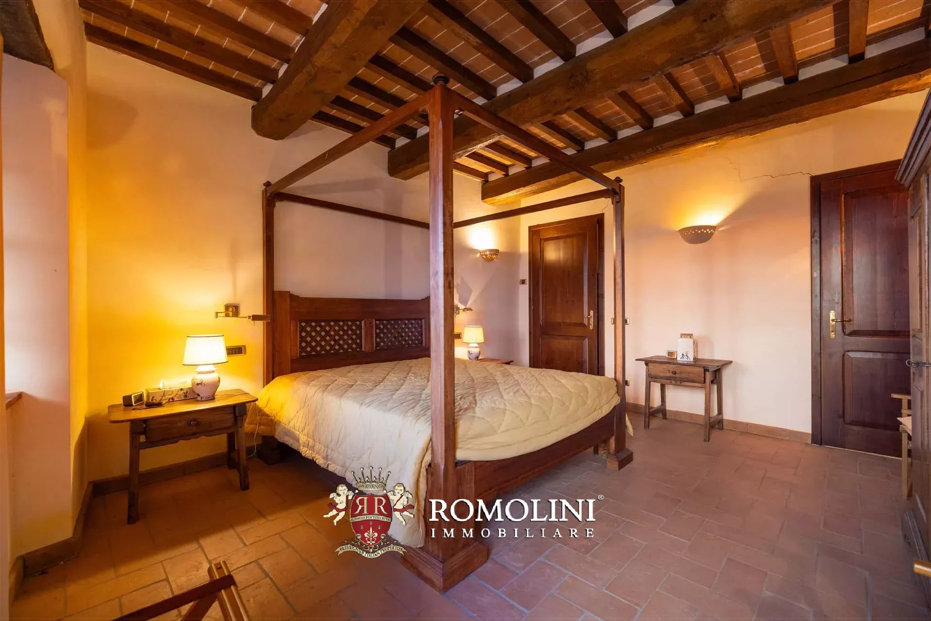 10 Bedroom Villa/Townhouse's Image 85