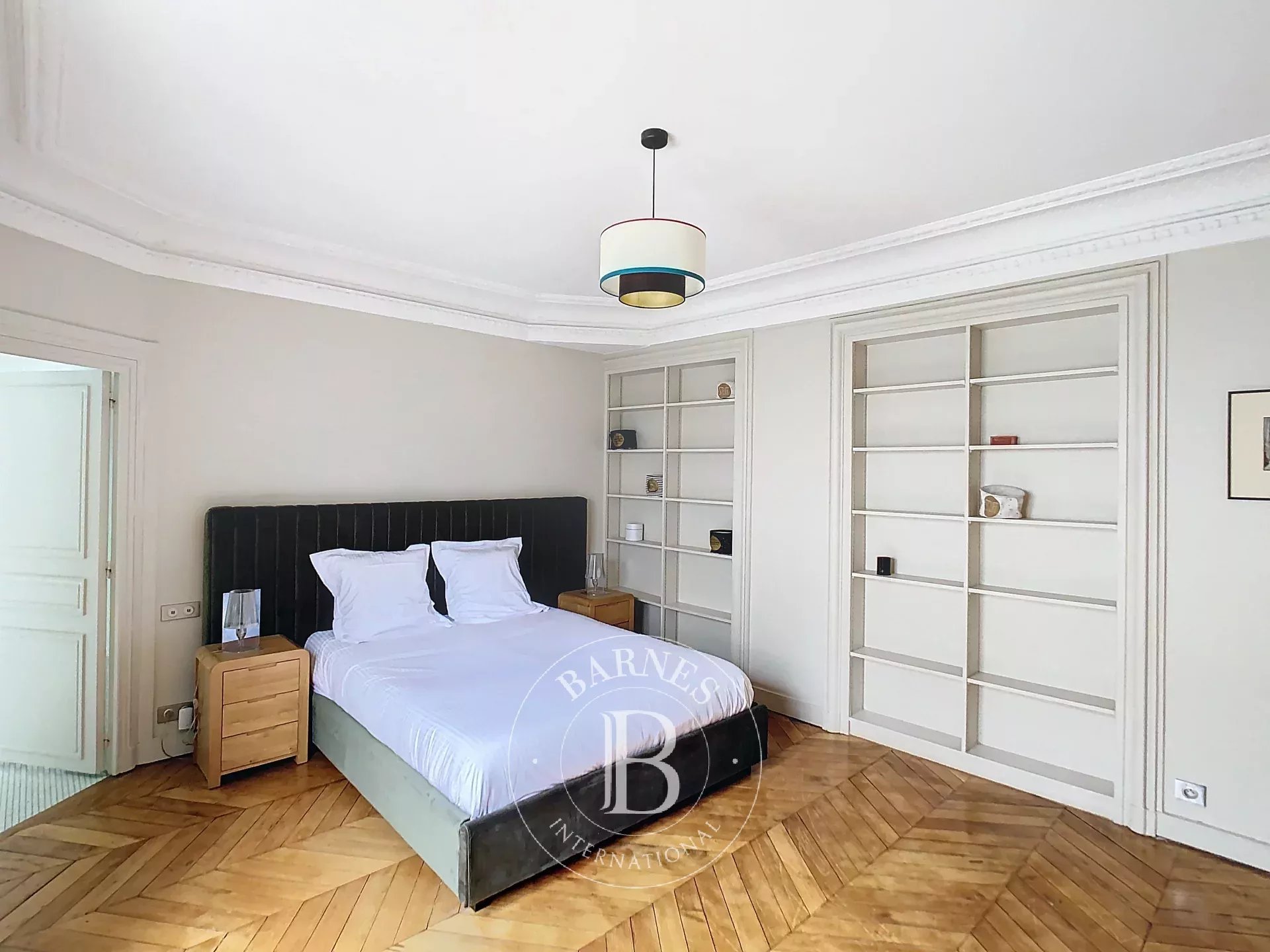 Daire Paris 8ème - picture 7