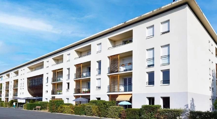 INVESTISSEMENT LOCATIF  MONTLUCON - Résidence Domitys - Les Rives du Cher - 4,50%  de rentabilité.