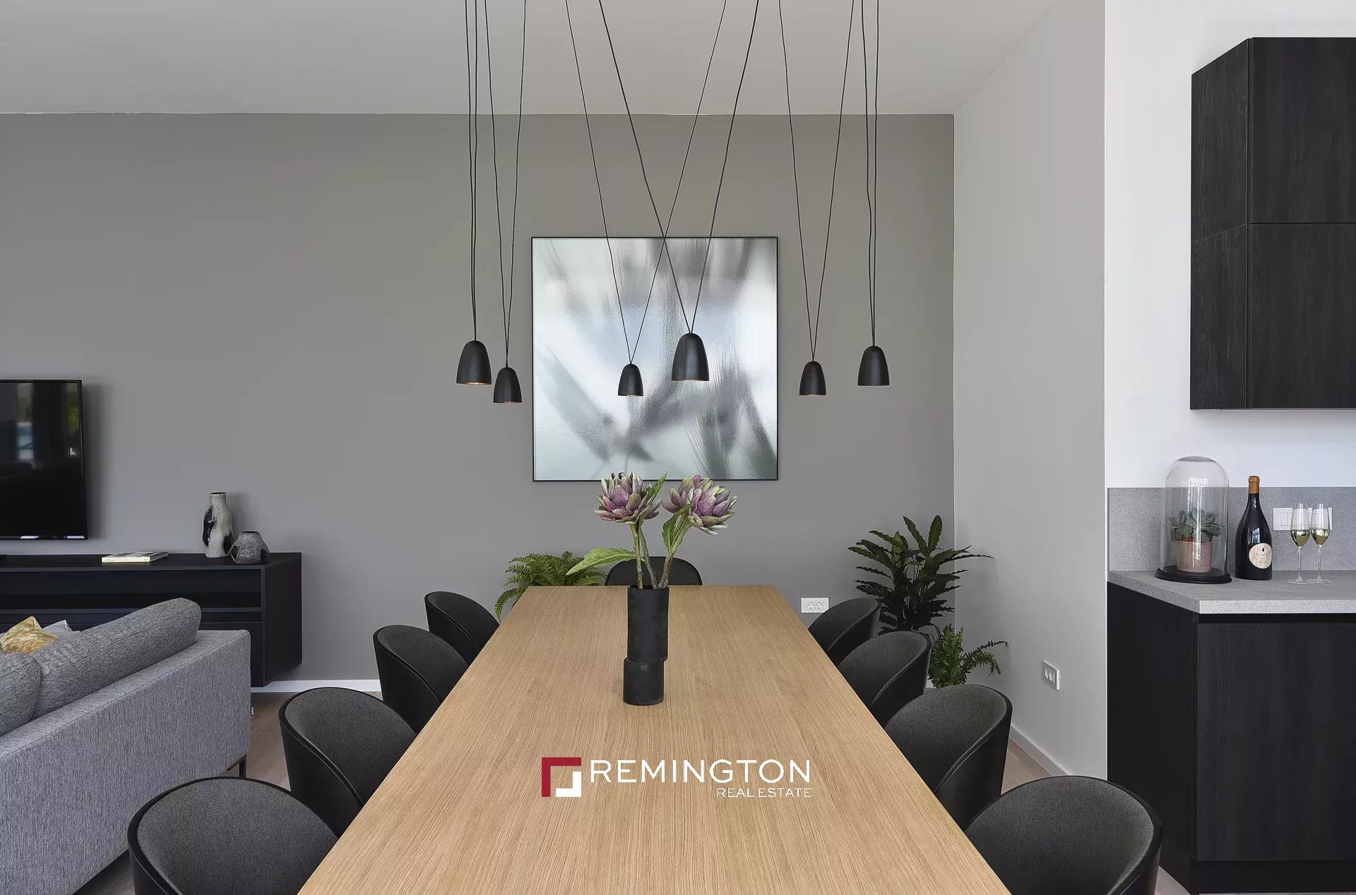 4 Bedroom Villa/Townhouse's Image 4
