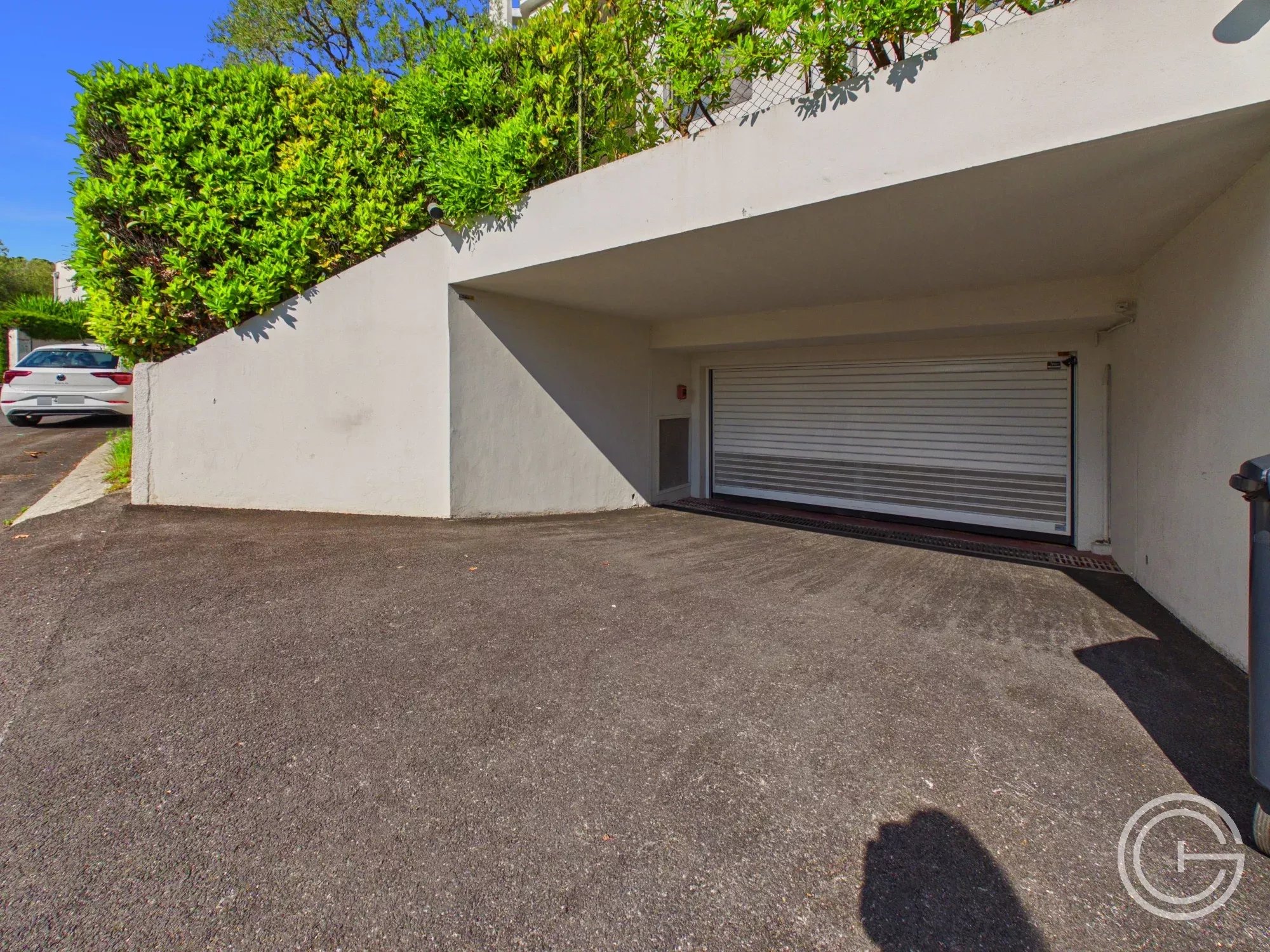 Parking - 7 Av du Roi Albert 1er - NICE HAUT CIMIEZ - Photo 4