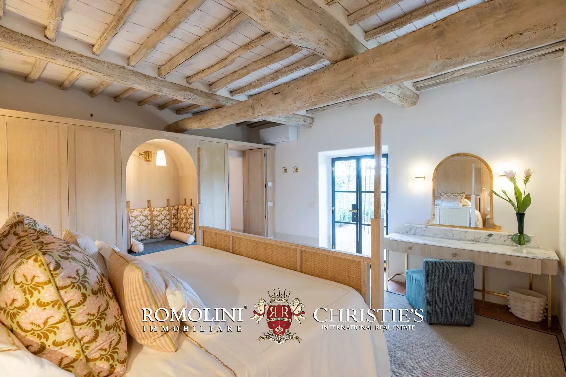 4 Bedroom Villa/Townhouse's Image 40