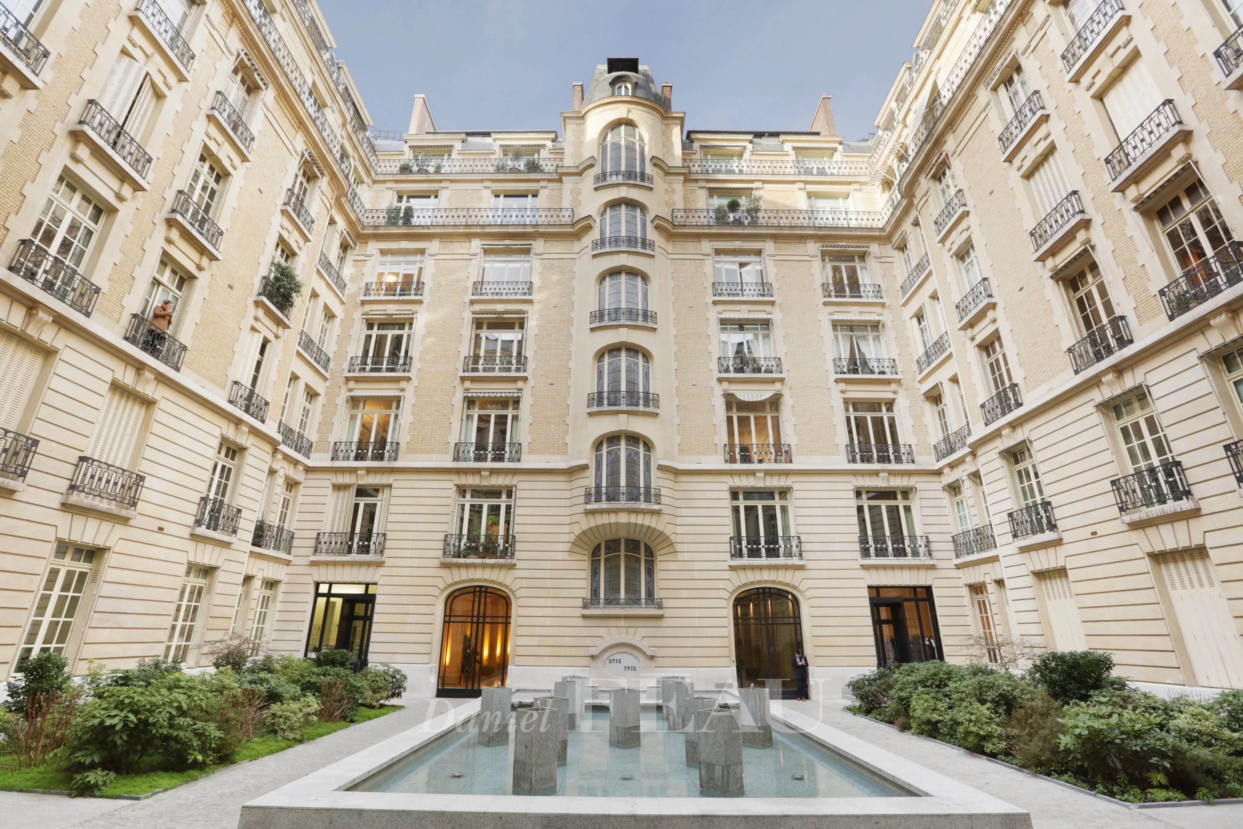 Location Appartement Paris 16ème