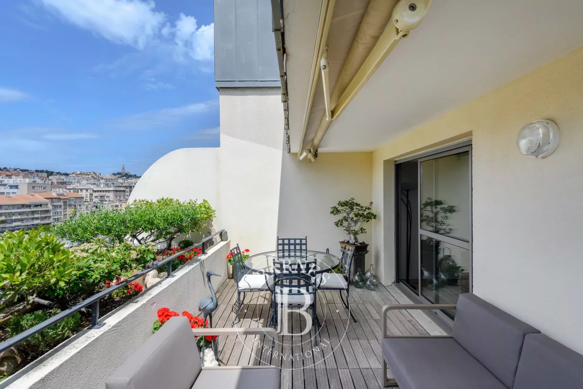 Daire Marseille 8ème