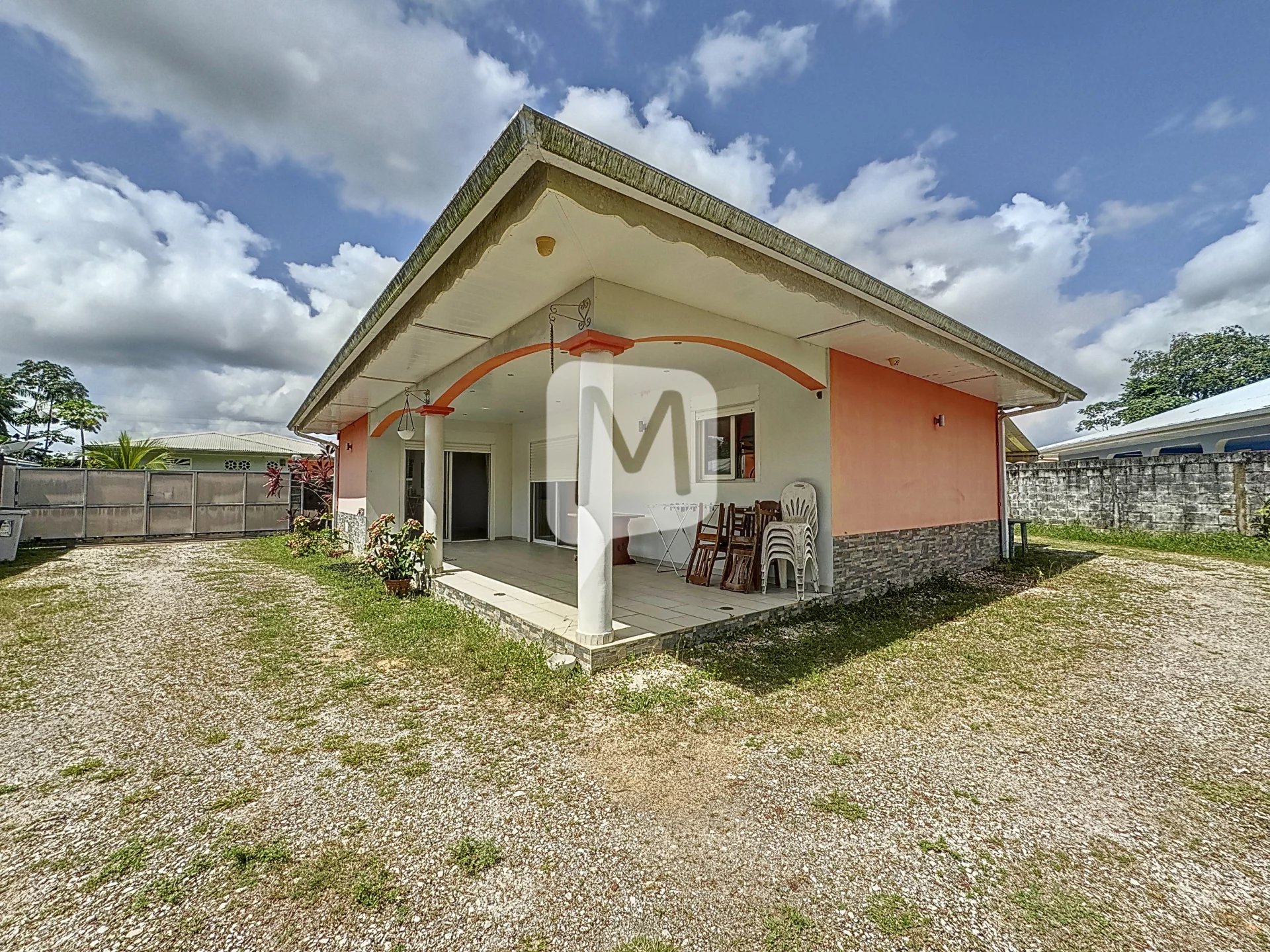 DPT GUYANE, à vendre MACOURIA maison T4 de 94 m2 sur un terrain de 640 m²