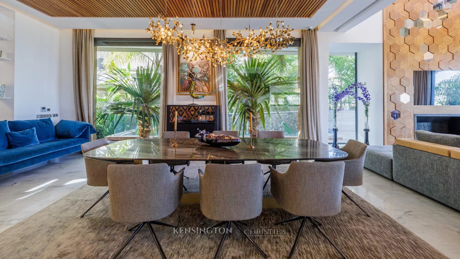 5 Bedroom Villa/Townhouse's Image 21