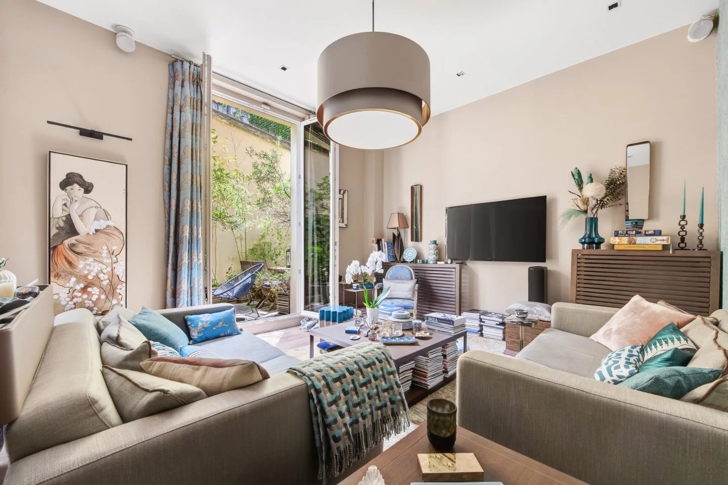 Foch Avenue - 4-room apartment with terrace