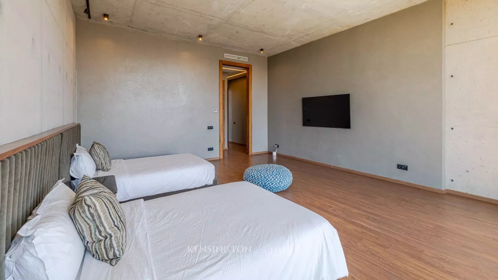 5 Bedroom Villa/Townhouse's Image 38
